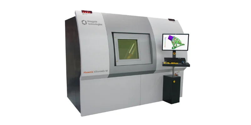 Industrial computed tomograph with evaluation on screen